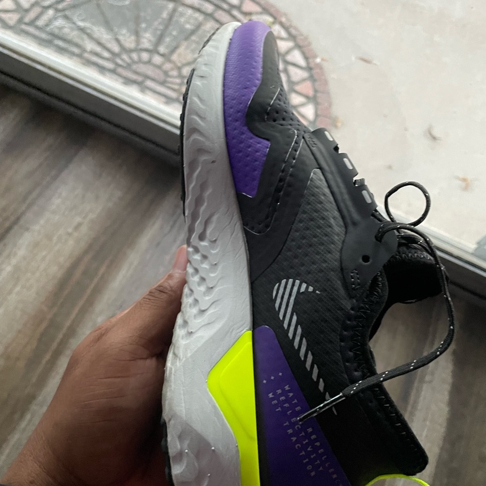 WMNS Odyssey React 2 Shield - Picture 6 of 12